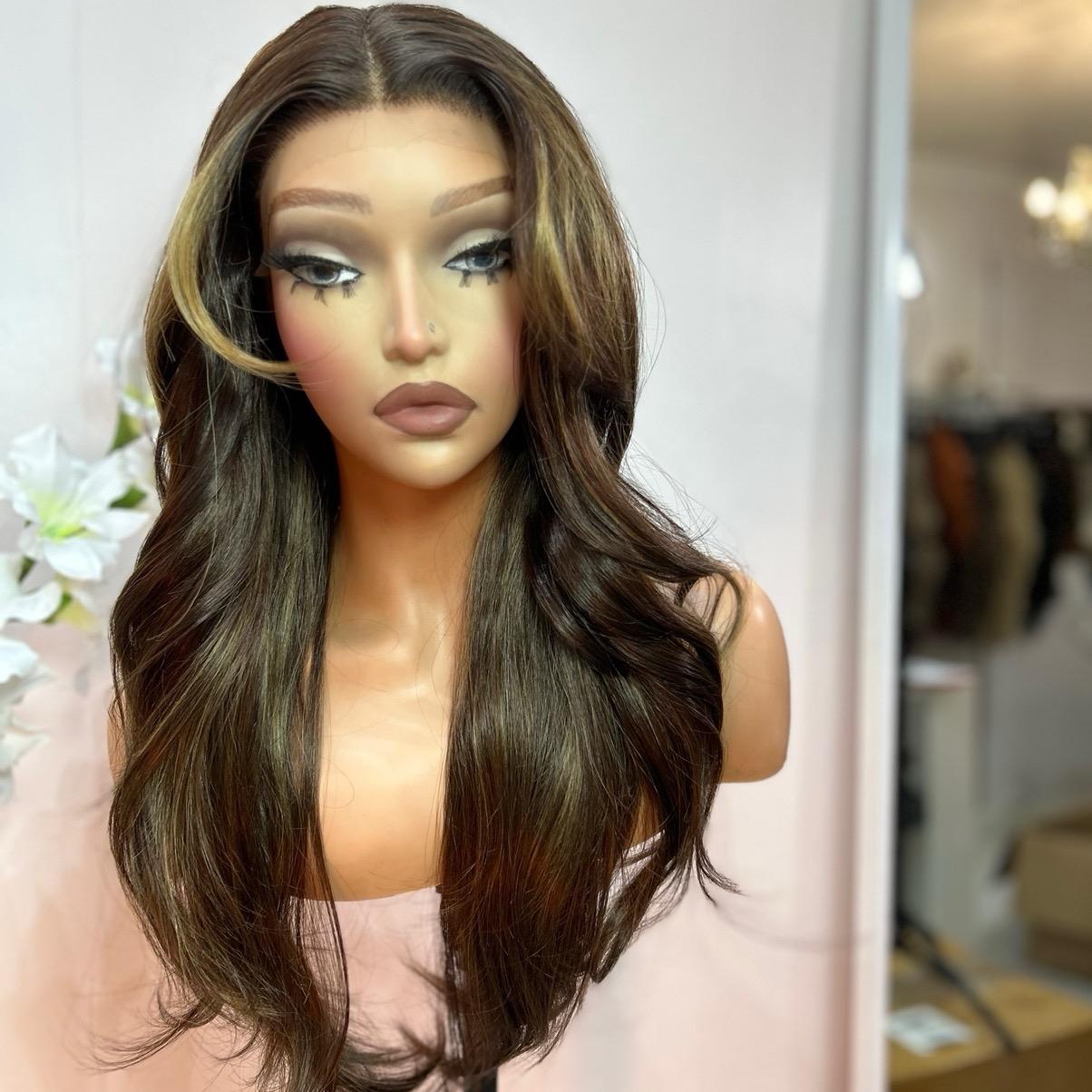 Kiki (T-part) lace wig