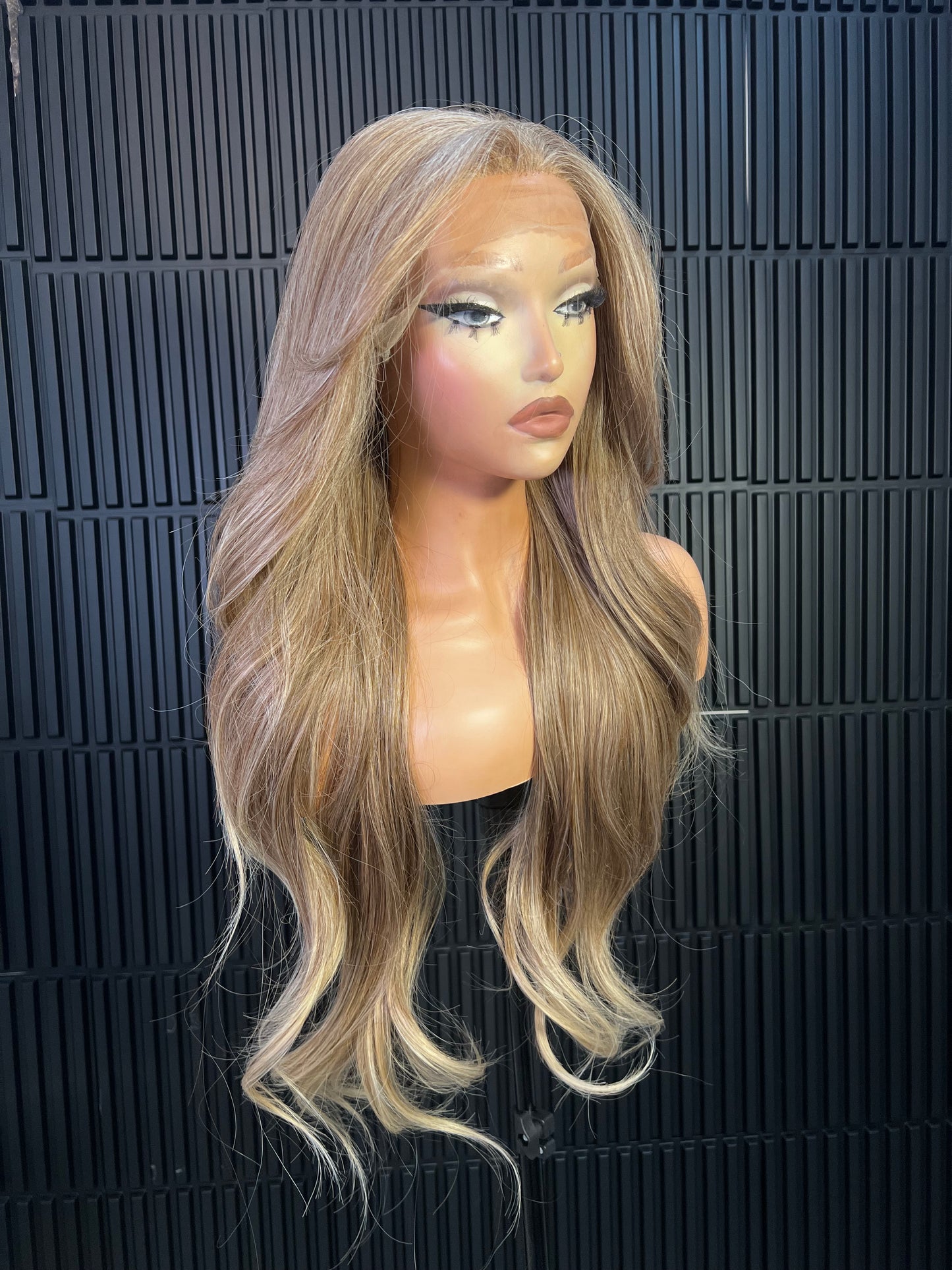 Gigi (13*6) lace frontal wig
