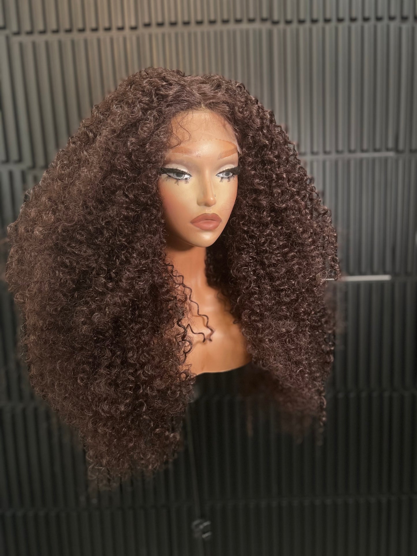 Monique (T-part) lace wig