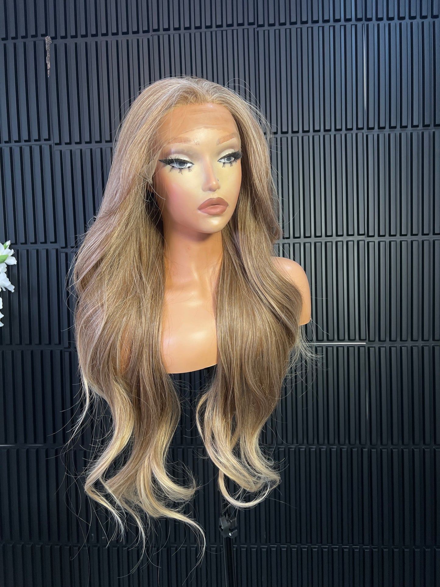 Gigi (13*6) lace frontal wig