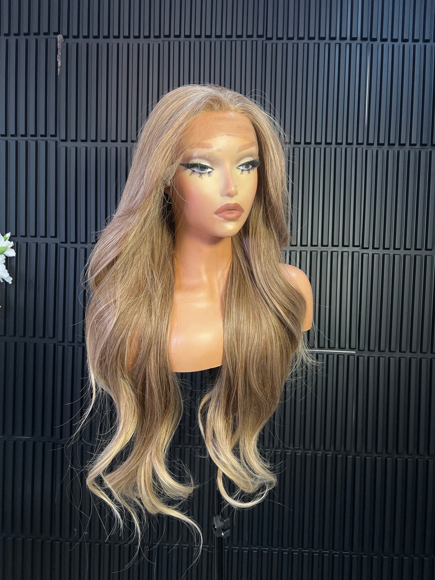 Gigi (13*6) lace frontal wig