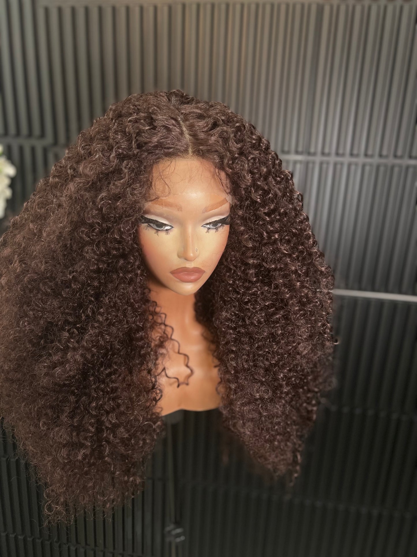 Monique (T-part) lace wig
