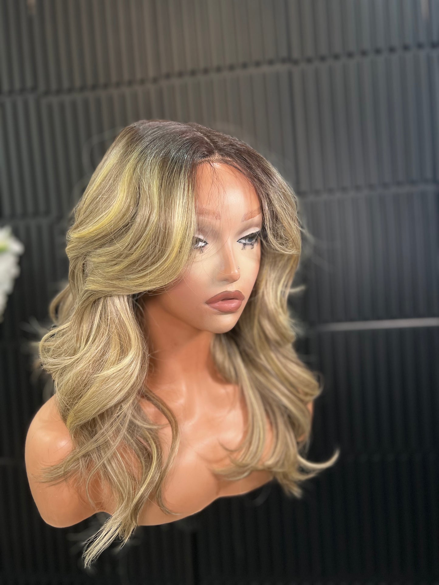 Sabrina (T-part lace wig)