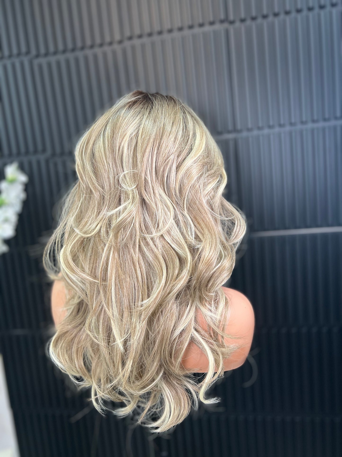 Sabrina (T-part lace wig)