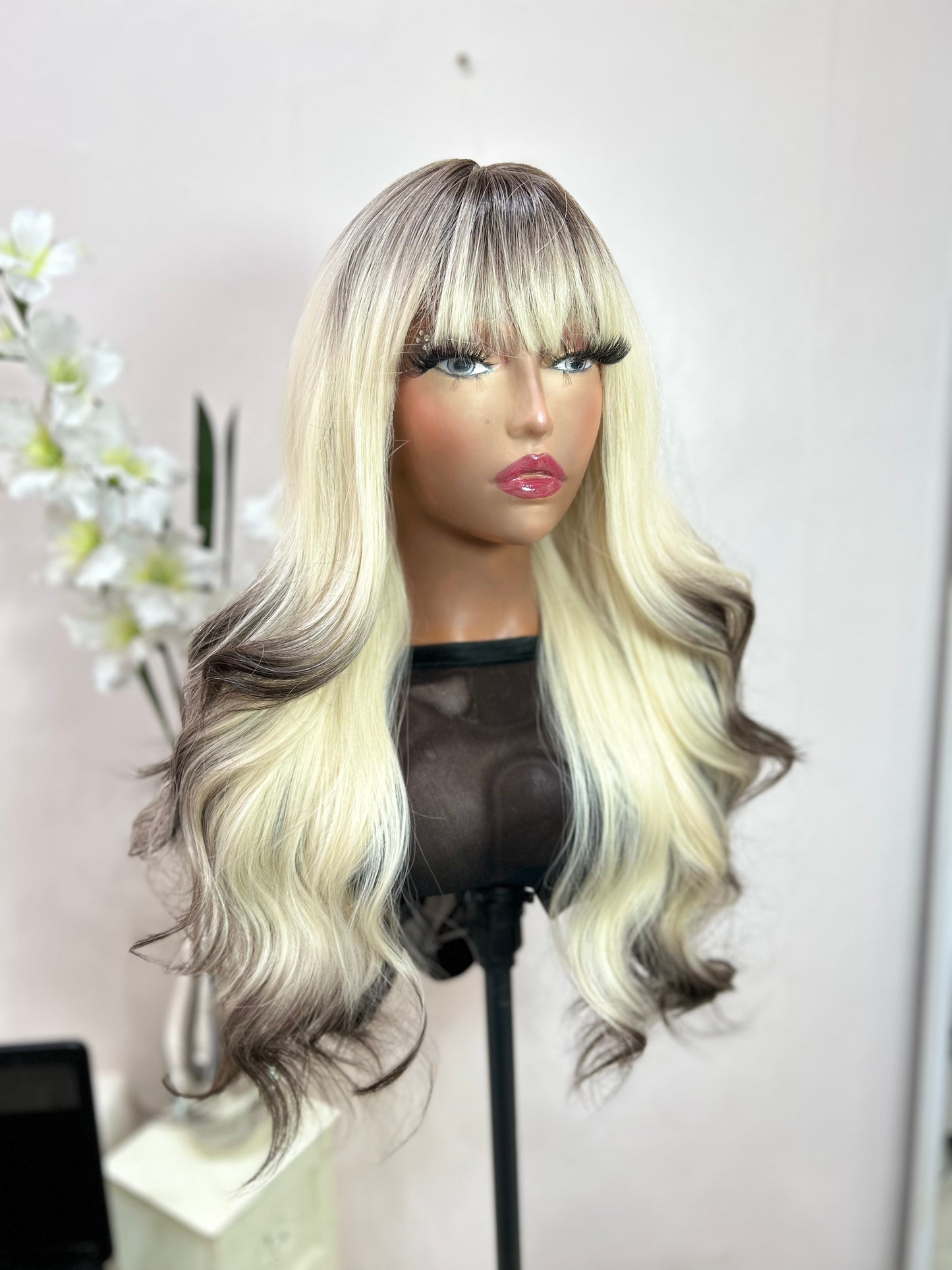 Onika fringe wig