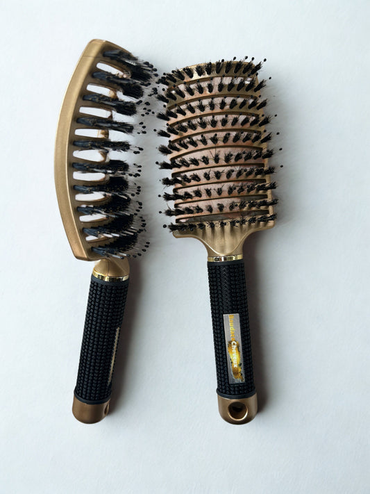 Detangling and smoothing brush for synthetic wigs