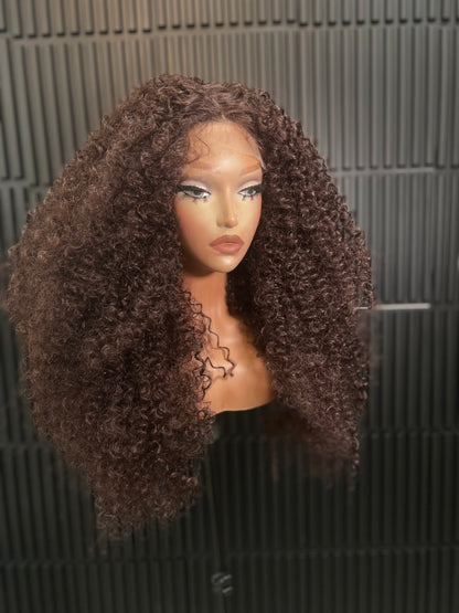 Monique (T-part) lace wig