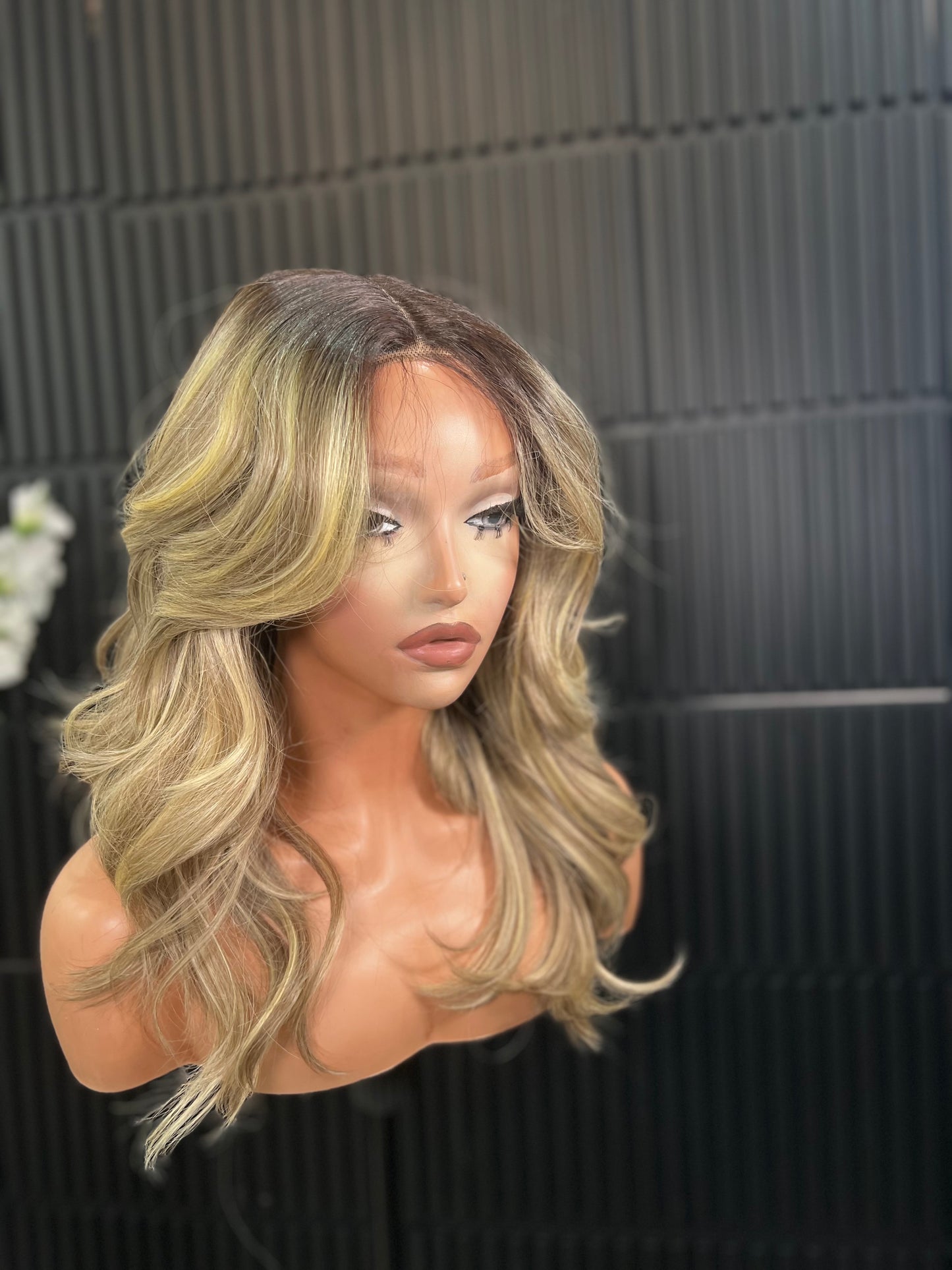 Sabrina (T-part lace wig)