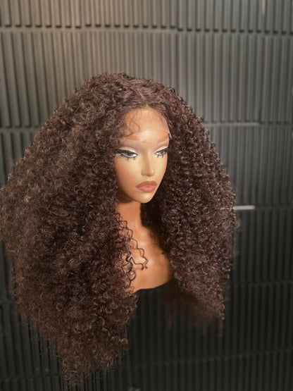 Monique (T-part) lace wig
