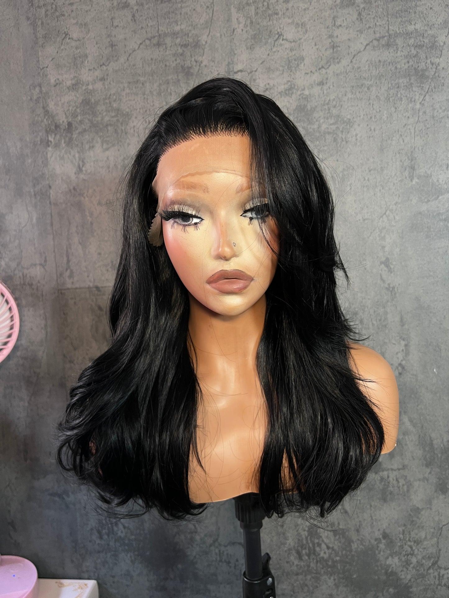 Valerie(13*6) Lace Frontal Wig in Ash Blonde - 180 Degrees Heat Resistant Synthetic Hair for Any Head Size - Soft Natural Feel & Seamless Look — product photo 2