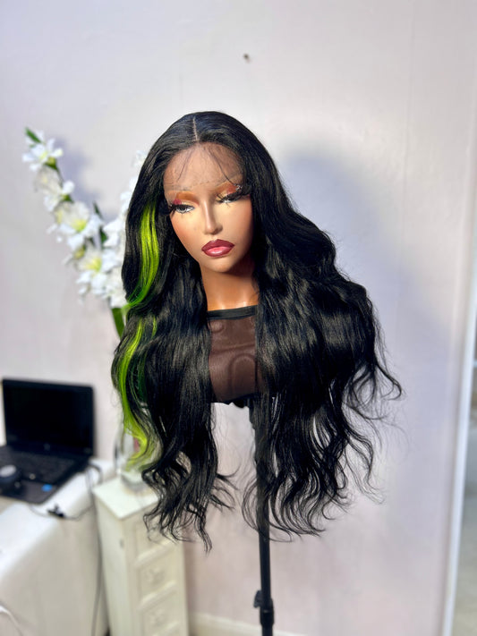 Indiyah (T-part) lace wig