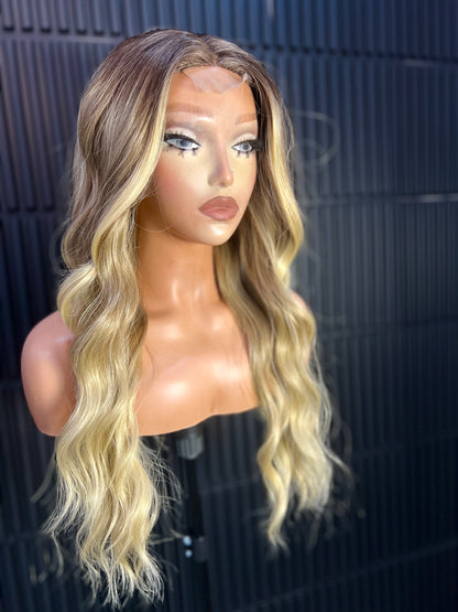Alessa – Middle Part Glueless Wig, Body Wave, 24 Inches