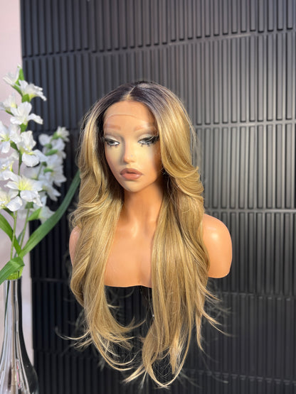 Kiki (T-part) lace wig